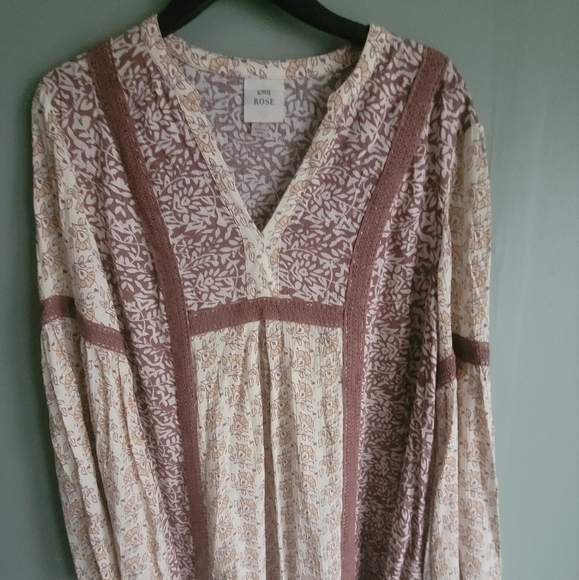 Knox Rose Dresses & Skirts - Know rose dress